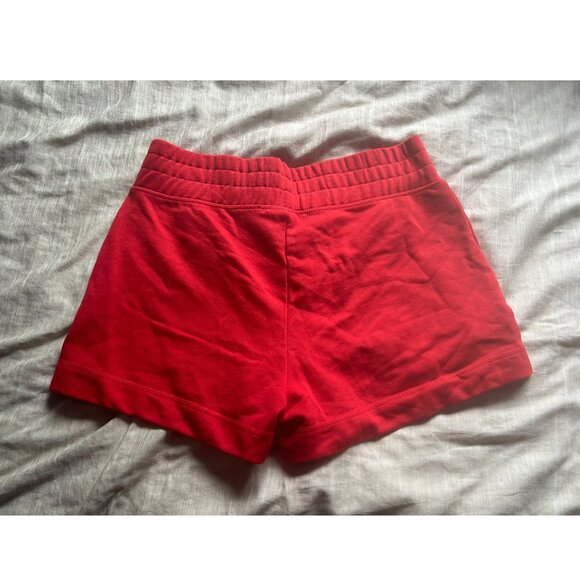 Red Sweat-Shorts *New With Tags* - Picture 2 of 3